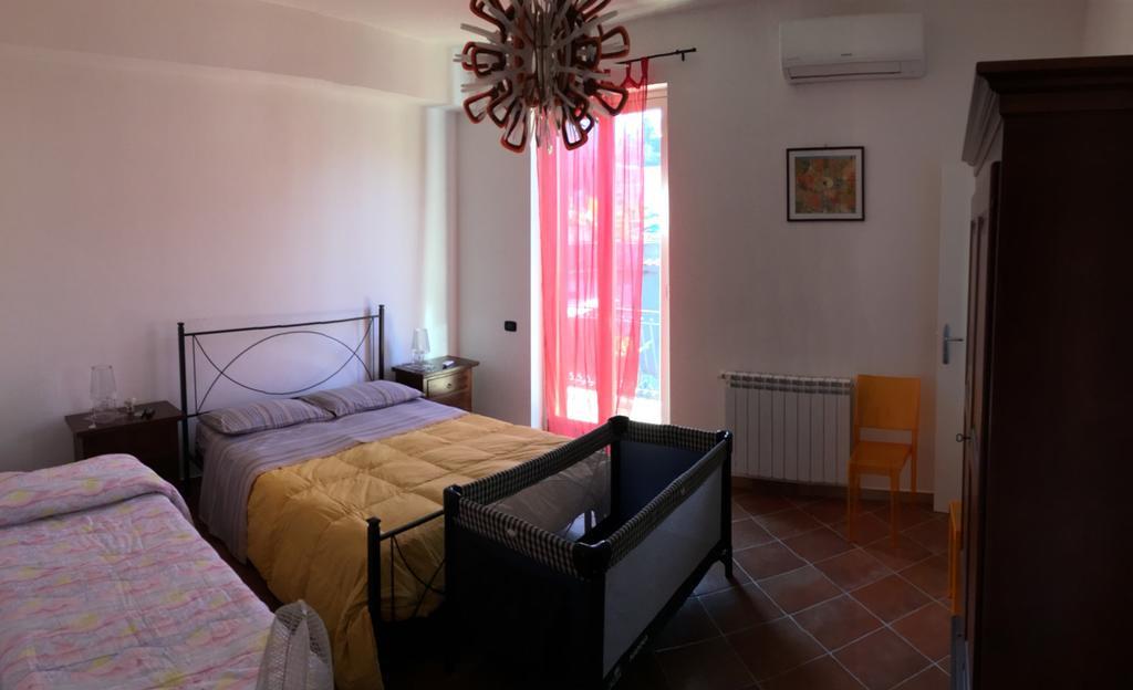 B&B Villa Zia Febronia ปัตตี ภายนอก รูปภาพ